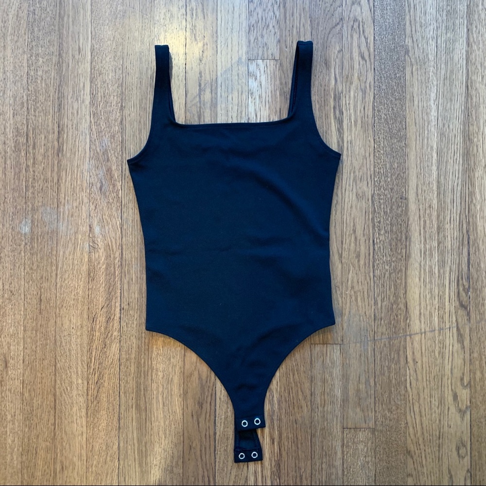 Express square neck sleeveless bodysuit black